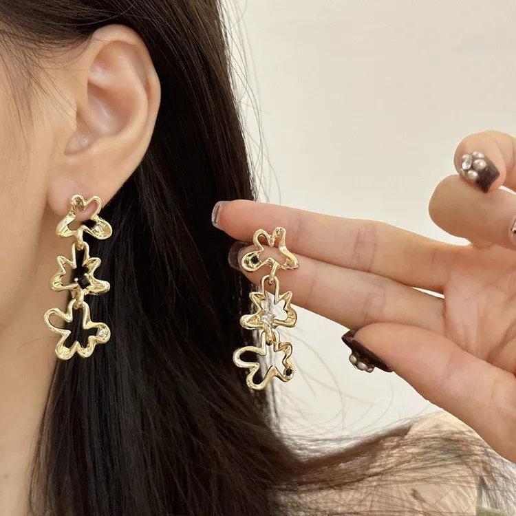 合金锆石耳饰 轻奢复古镂空花朵耳环时尚设计高级感网红耳钉耳饰