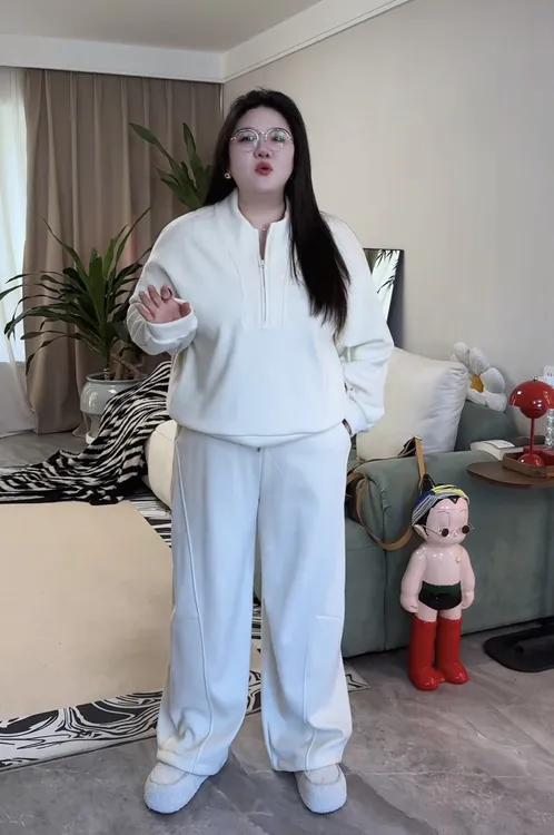 2025秋别致时尚韩系气质简约拉链绝美运动加绒上衣+裤子套装6028