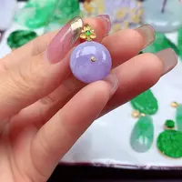 翡翠18K金镶嵌颈饰翡翠