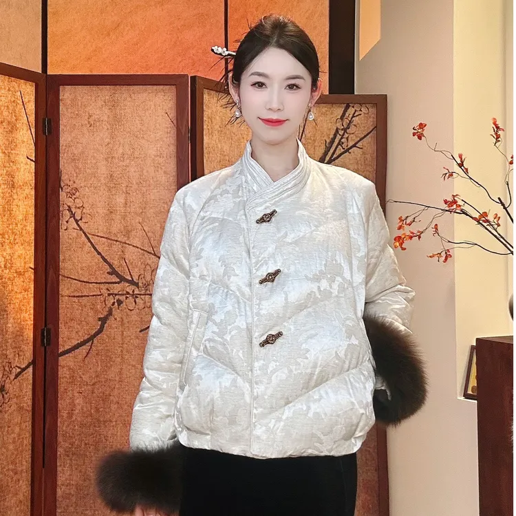 2025冬季重工提花新中式羽绒服刺绣百搭中国风短款时尚女士休闲-M