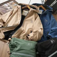 儿童男童冬季新款卡通贴标加绒冲锋衣外套中大童连帽保暖拉链衫