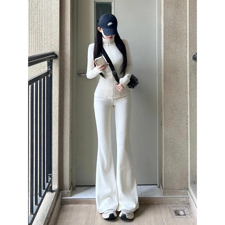 韩系运动休闲套装女2025新款早春修身显瘦超火卫衣微喇叭裤两件套