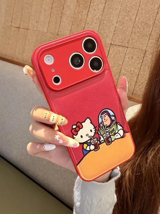 可爱KT巴斯光年皮纹鼓包壳适用苹果17/16/15/14/13防摔手机壳