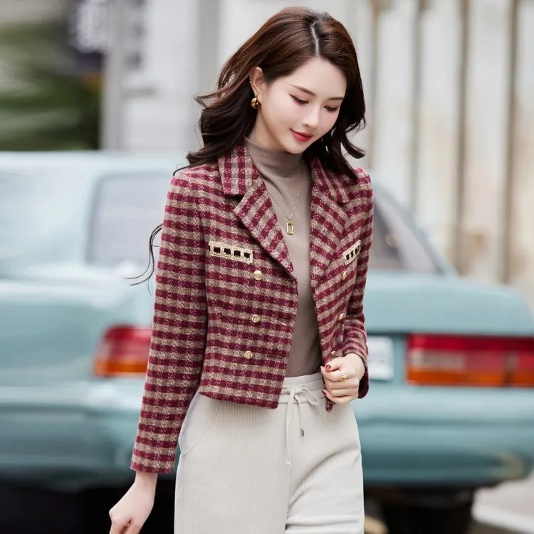 小香风格子短外套女西装2025春秋新款小个子显高外搭薄款毛呢上衣