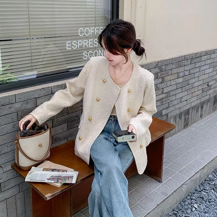 高级感简约气质圆领外套女2025春秋新款小香风松弛感宽松休闲上衣