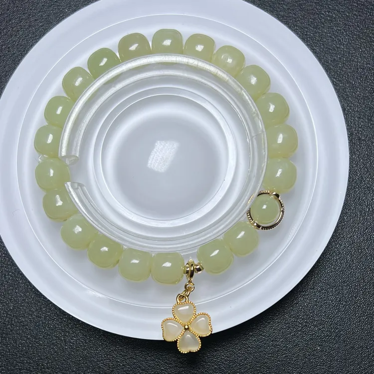 青口料和田玉老型珠手链