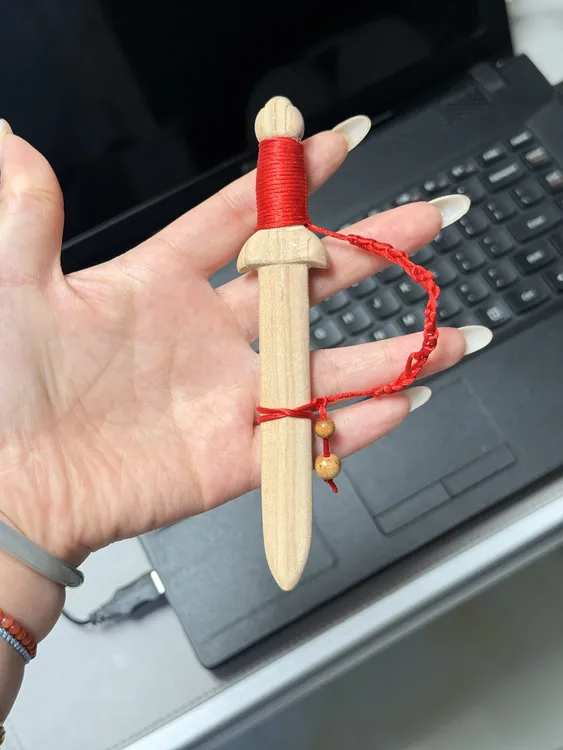 沂蒙山老桃木（老树龄）手工打磨桃木剑 挂家里 宝宝床头