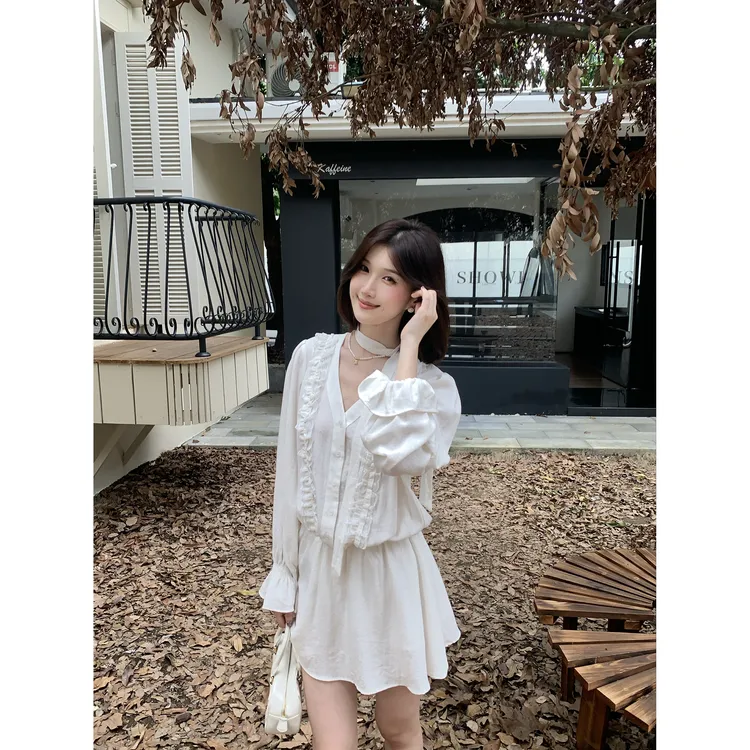 欧阳喜《帕丁日记》木耳边白色飘带长袖连衣裙女秋季别致衬衫裙子