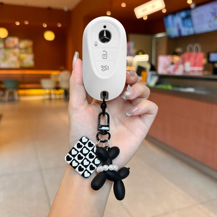 适用奔驰c260l钥匙套超薄硅胶壳新款e300l新c级glc300l女款气球狗
