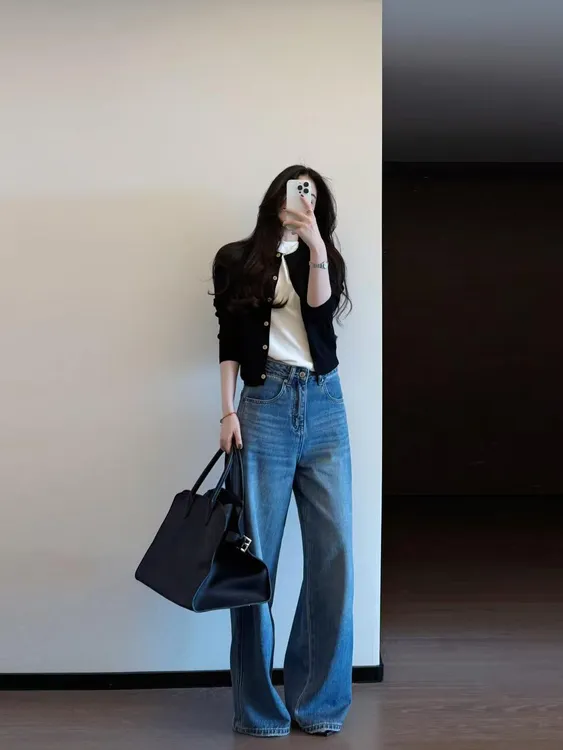 【天空之城】韩系黑色短款外搭针织开衫配白色T恤外套牛仔裤套装