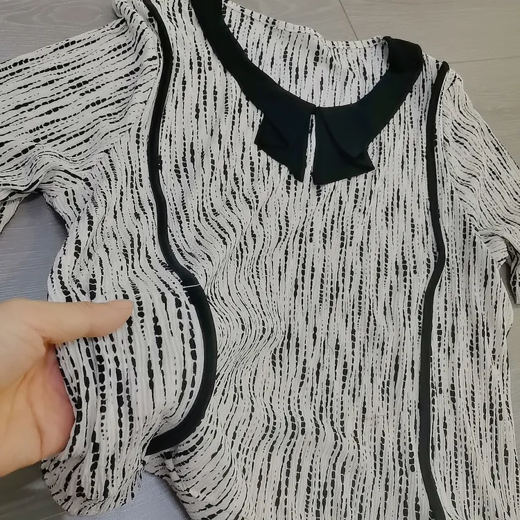 X百搭气质小黑领短袖衬衣S25603