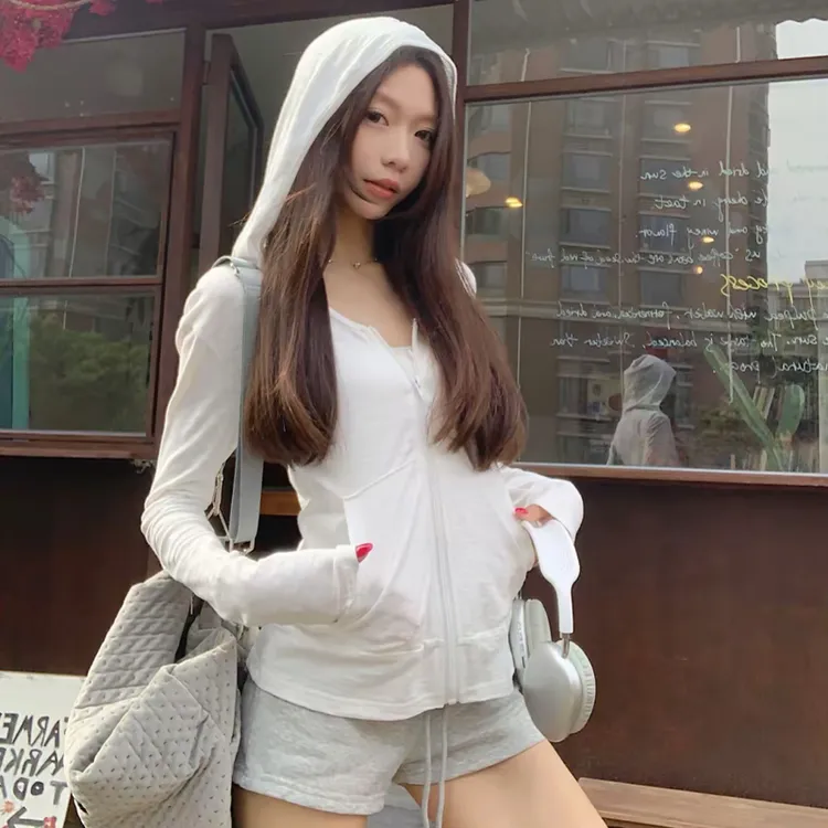 Moses Queen/魔西女王休闲连帽薄款开衫外套女夏季显瘦百搭防晒衫