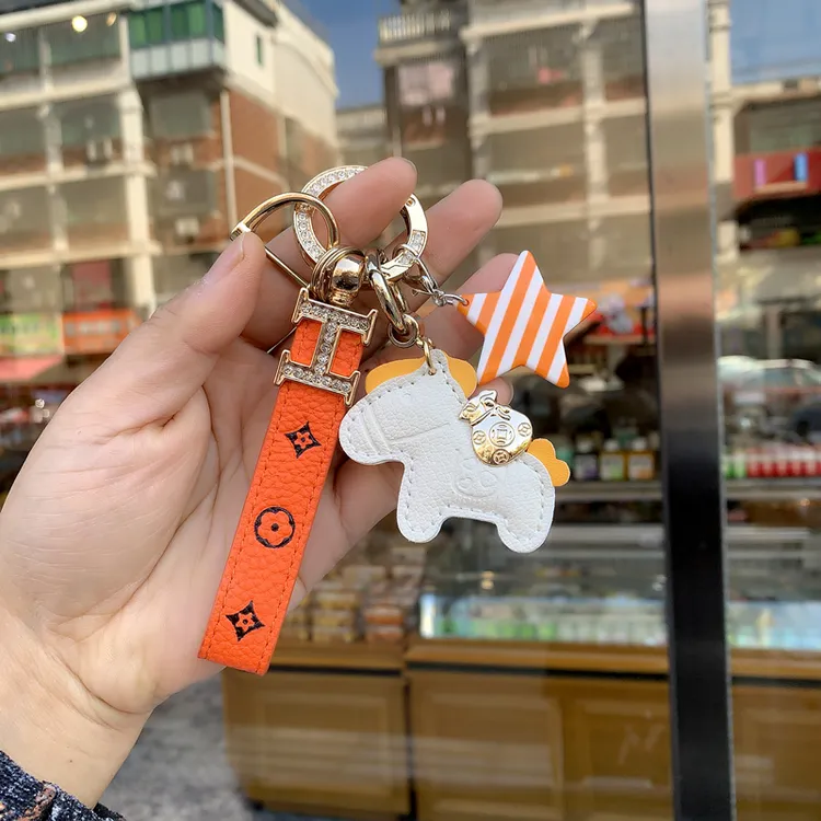 祝君马上发财挂件 创意马年皮革钥匙扣男女高档汽车包包钥匙链圈