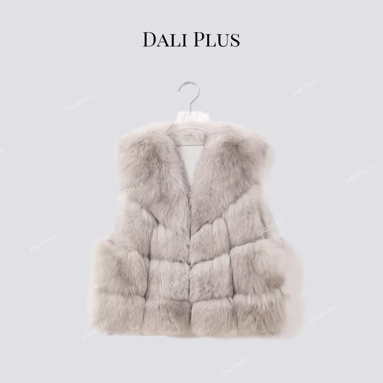 DALI PLUS”奢宠冬日“芬兰进口银狐 皮草马甲-D5MM3020