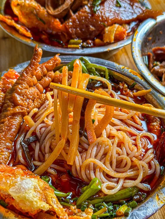 中通包邮/柳州本地螺蛳粉套餐：曹妹➕阿牛哥➕刘记，五姐➕何双➕肥龙