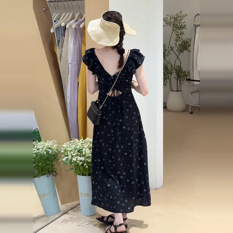 2025新款小飞袖黑色碎花连衣裙子爆款夏季漂亮掐腰巨好看长裙3783