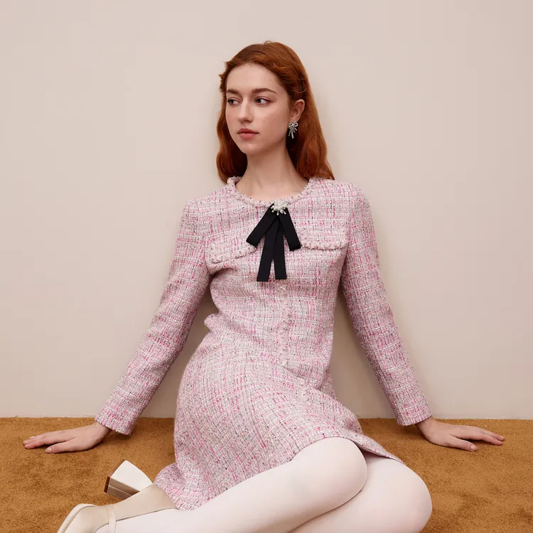 LIME/莱茵甜美小圆领黑色蝴蝶结领口连衣裙淡粉色LDGD8BCOP901