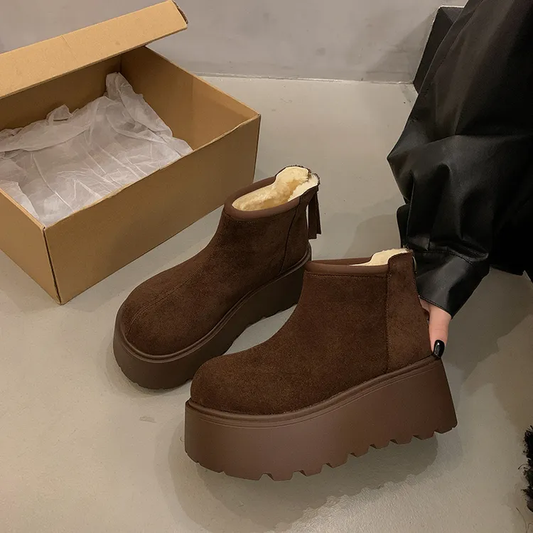 增高7cm雪地靴女款加绒加厚短靴2025新款冬季小个子保暖东北棉鞋