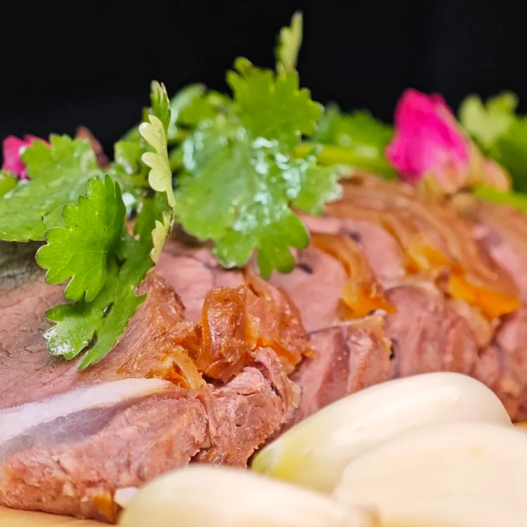 梅山腌花坊卤牛肉