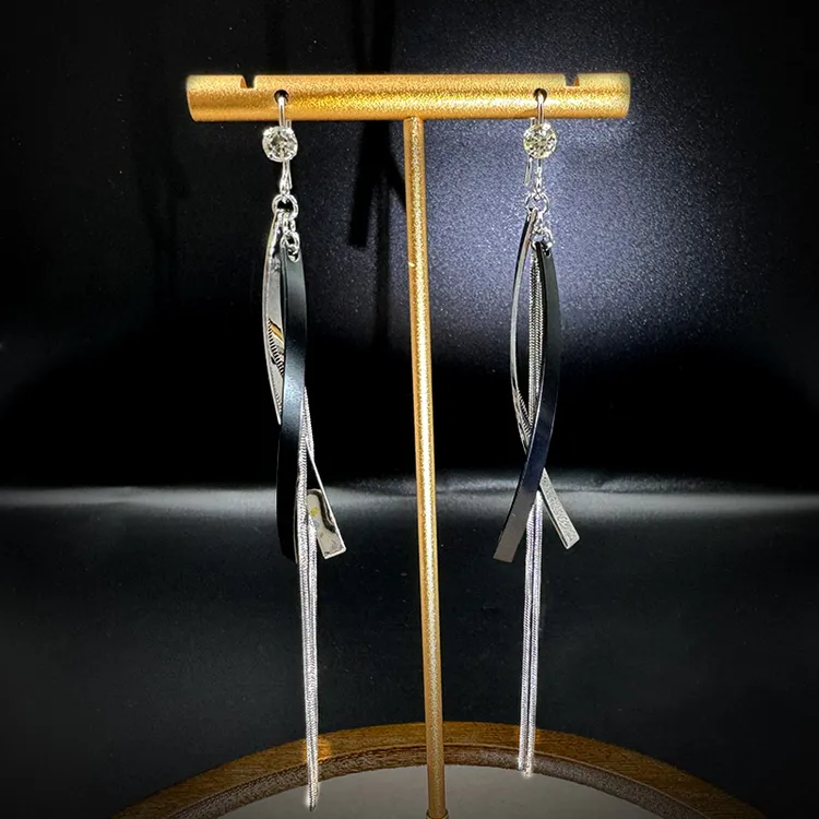 铜合金耳饰 简约百搭气质长款耳坠女小众个性时尚超仙耳环耳饰品
