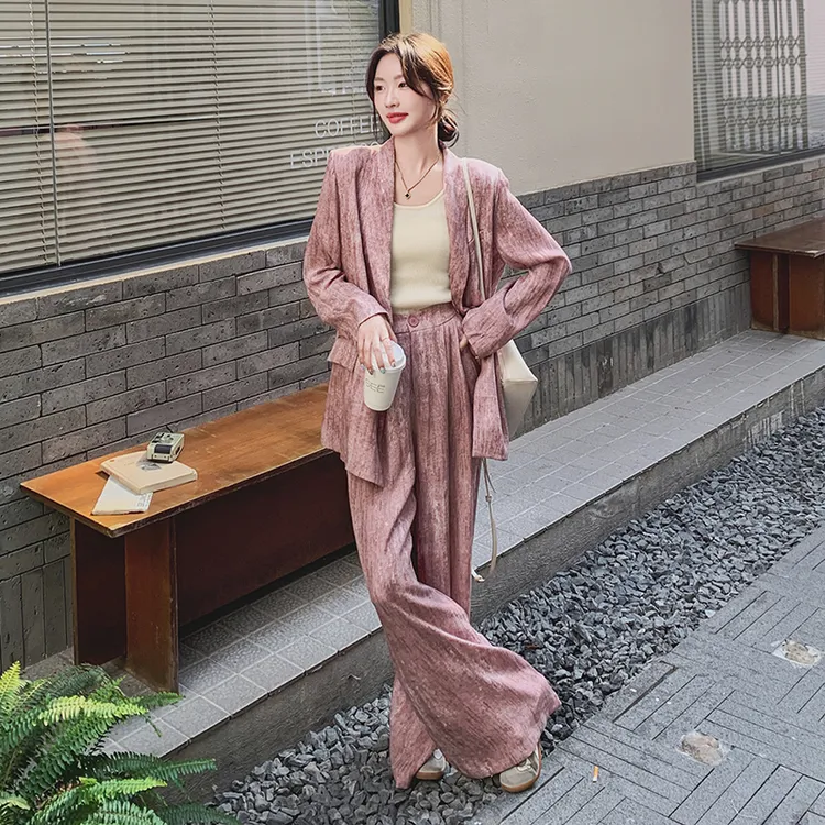 粉色西装外套女两件套2025新款春秋韩系气质高级感阔腿裤穿搭套装