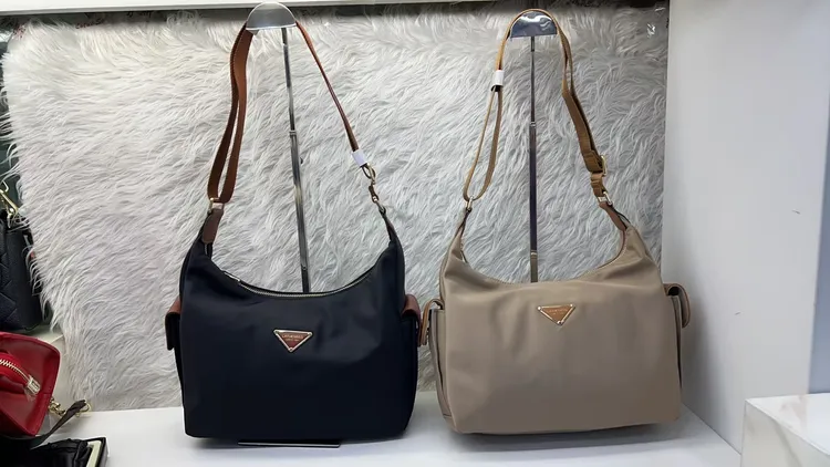 【丫丫专享】劳斯帅特品质女士单肩斜挎包K5-996