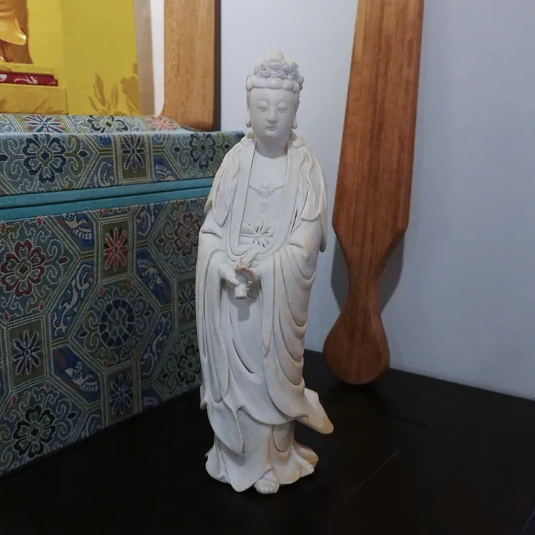 反瓷素胎文房执卷观音造像17cm