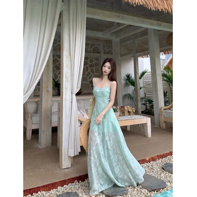 薄荷疏影春夏镂空肌理感提花大摆吊带修身连衣长裙甜美少女