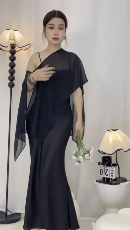 高定  套装气质不规则轻奢吊带显瘦网红女神