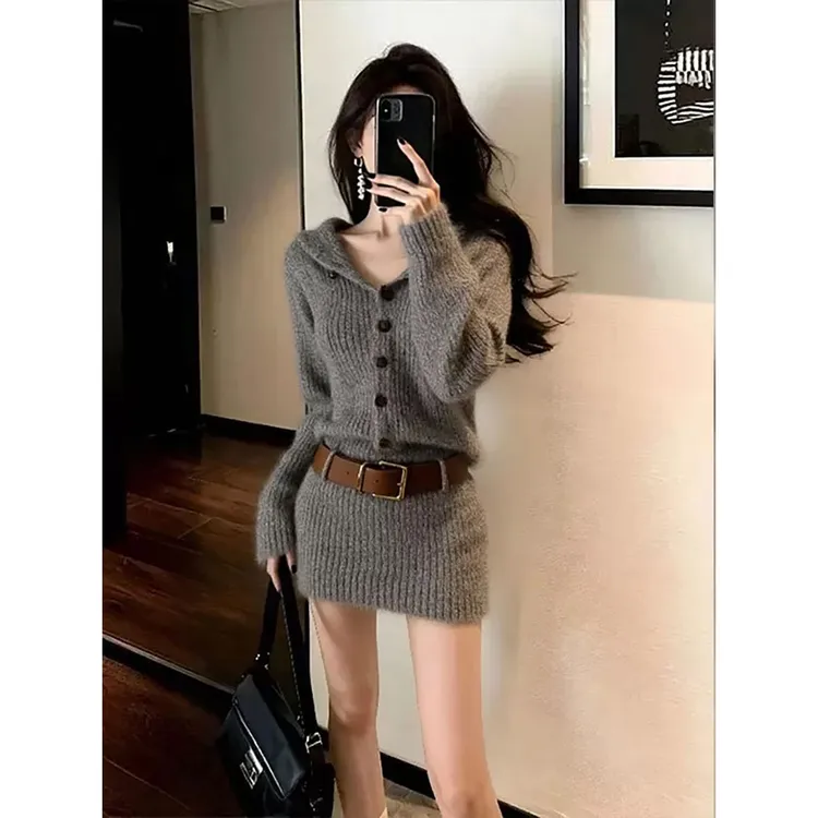 慵懒风气质灰色针织连衣裙女装2025秋冬新款修身性感收腰包臀短裙