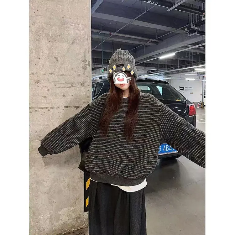 运补6 米2025新款仿兔绒条纹圆领套头卫衣秋季长袖上衣女百搭慵懒