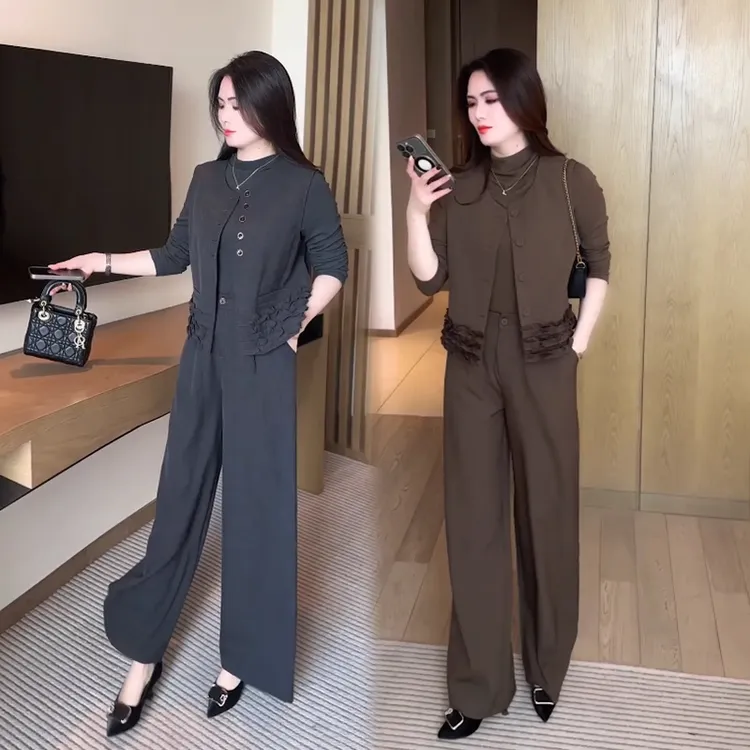 西装套装春秋2025年新款时尚女装洋气网红早秋装马甲阔腿裤三件套