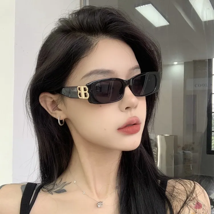 2025新款网红ins欧美风方形双B辣妹复古墨镜女高级感街拍太阳眼镜