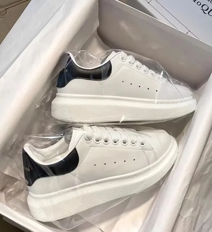 Semalam 【莆田顶奢】真皮麦昆小白鞋男女鞋休闲高版本2025年新款