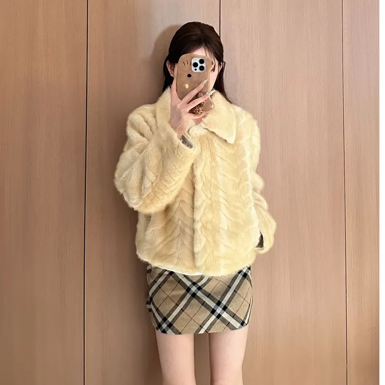 韩系高级感金叶貂环保仿皮草外套女25冬季新款皮毛一体保暖上衣