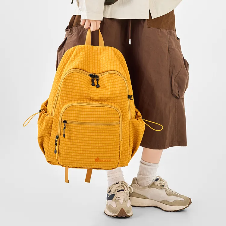 新款女士包包复古格子双肩包小众休闲女时尚百搭大容量户外女背包