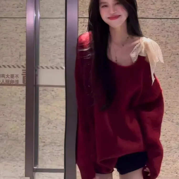 红色慵懒圣诞氛围感长袖针织毛衣女秋冬松弛感软糯蝴蝶结系带上衣
