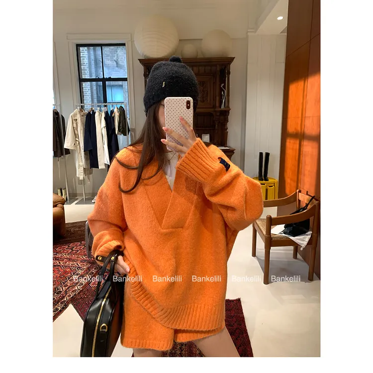 时尚慵懒风毛衣女秋冬季橘色上衣V领针织女生韩系ins衣服套装