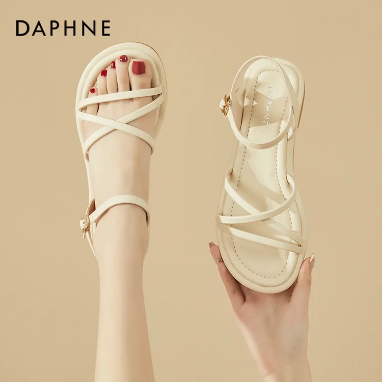 达芙妮官方正品女鞋时尚百搭小众女款2025新款爆款仙女一字带凉鞋