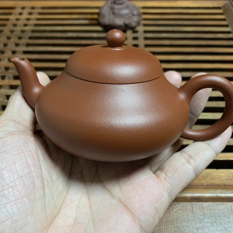 梨型壶 手中无梨式，难以言茗事 150cc大红袍泥料 宜兴原矿紫砂