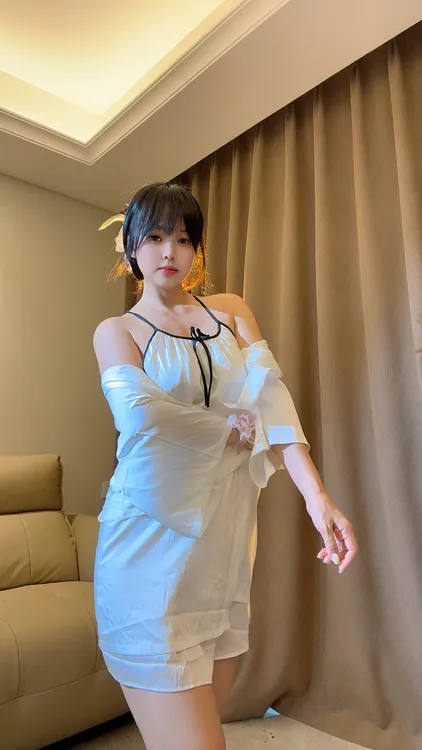 [飘飘女神]蕾丝睡裙性感冰丝显瘦家居服时尚hello kitty约会睡衣