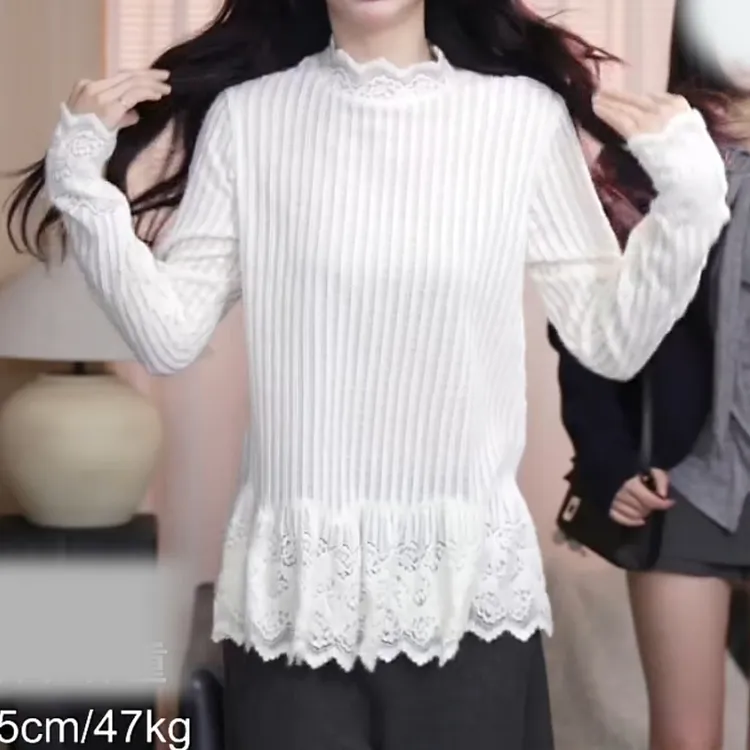 【南韩T恤】秋季苔丝茉莉刺绣蕾丝花边长袖宽松T恤LK2505372