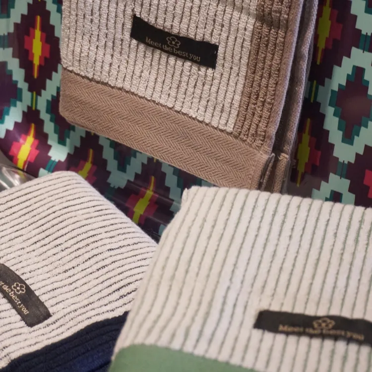 纯棉不掉毛柔软家用成人洗脸高档条纹家居素色情侣面巾吸水性强