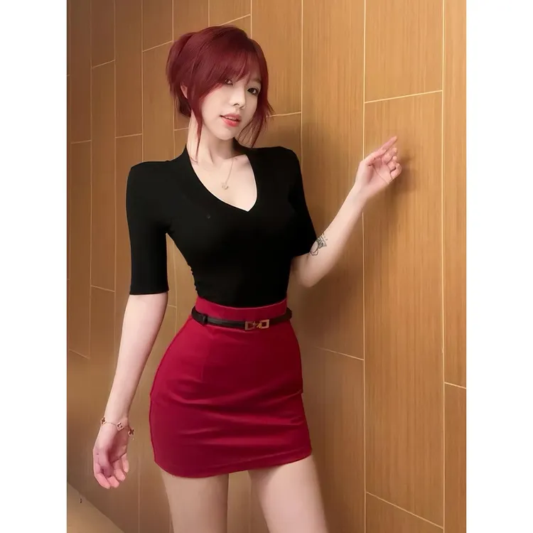 早秋欲风轻熟显身材辣妹中袖T恤上衣包臀半身短裙套装2025新款