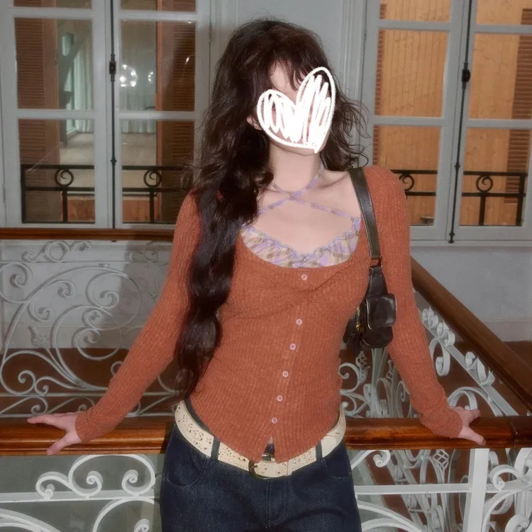 2025冬季新款撞色假两件扭结挂脖T恤女