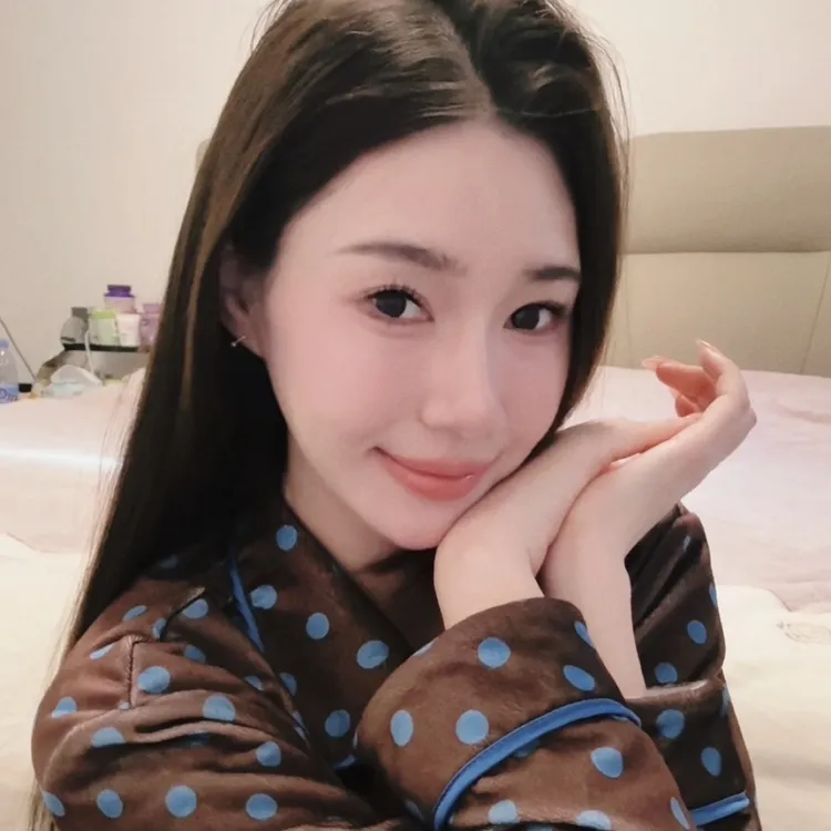 波点海岛绒睡衣女秋冬季长袖保暖舒适可外穿家居服套装