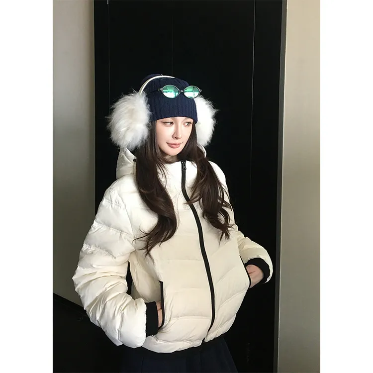 2025冬季新款纯色连帽短款保暖棉服外套女时尚气质宽松通勤风上衣