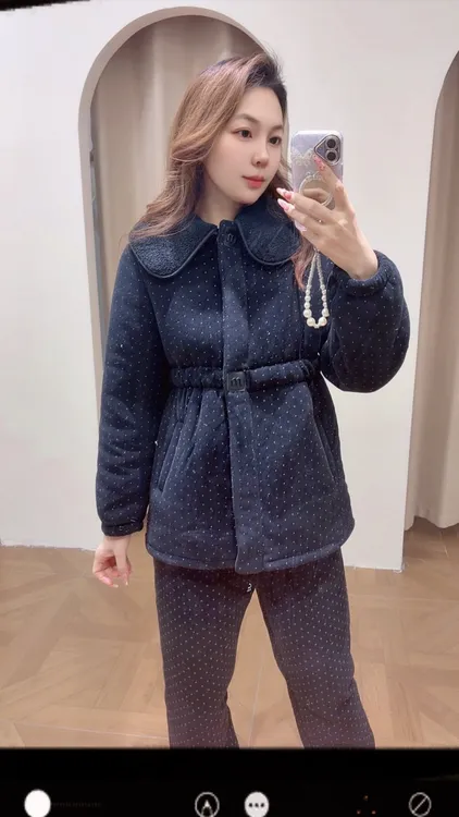 冬季女娃娃领修身拉链款三层加绒加厚家居服套装可外穿睡衣