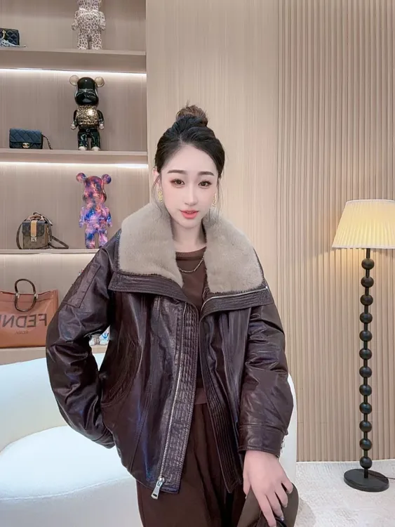 【若楠服饰】2025简约加厚潮流女士皮衣外套-25893