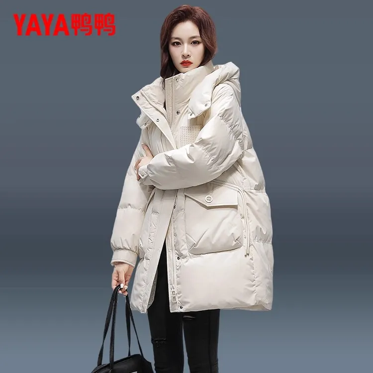 YAYA/鸭鸭红色羽绒服女中长款2025冬季新款时尚流行宽松保暖外套